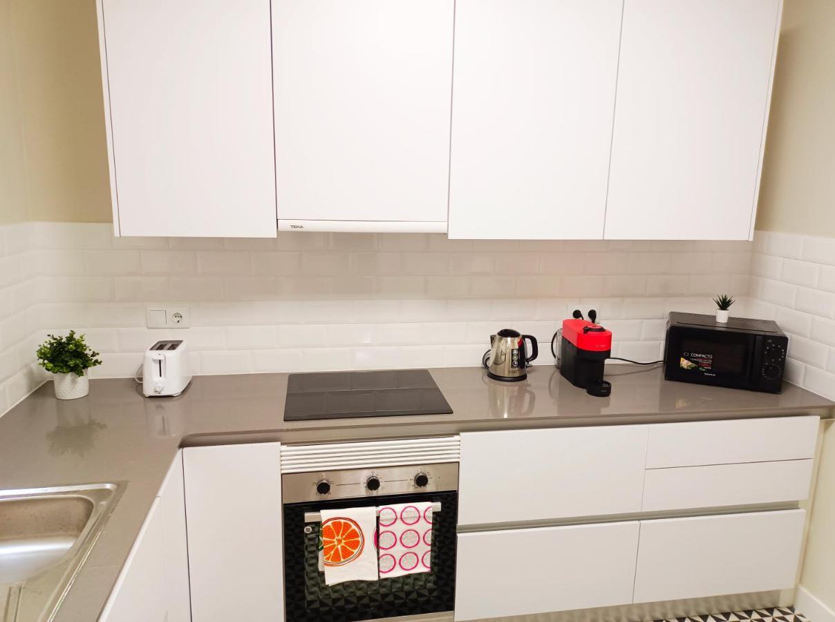 By Plaza Catalunya Rooms Барселона Екстериор снимка